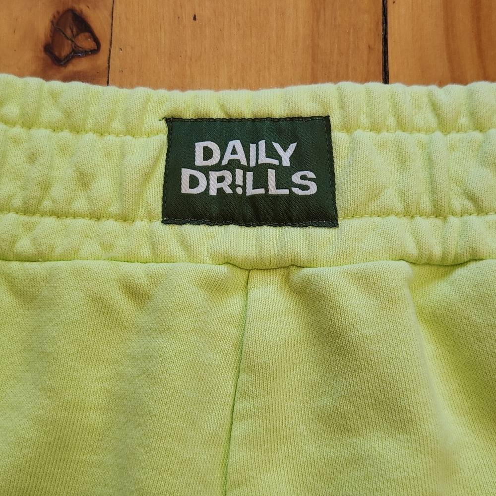 Daily Drills Super Shorts in Zilker - M/L - Picture 8 of 9